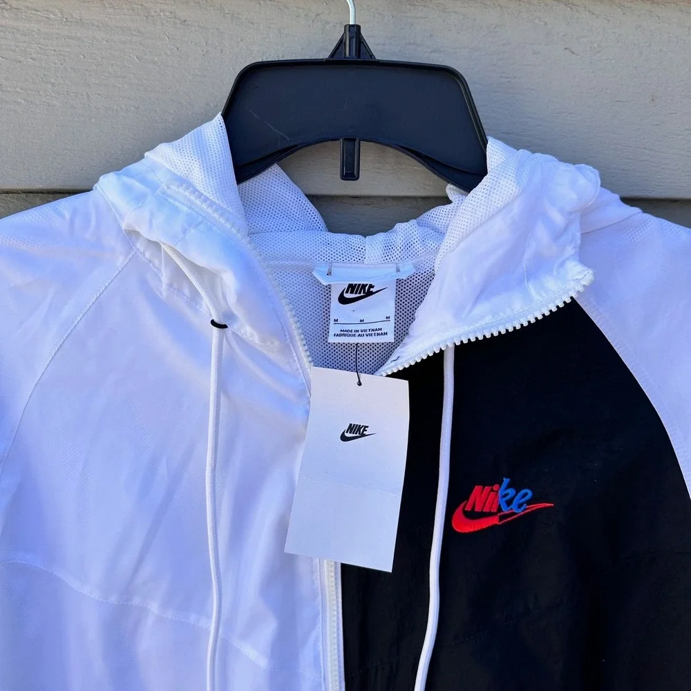 Nike Windrunner Jacket Mens Medium Black White DD4849 Sport Essentials